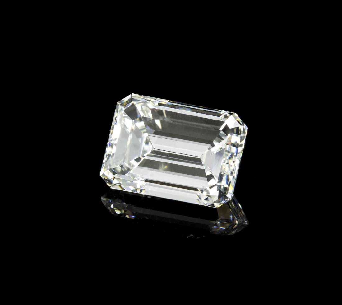 Emerald cut diamond