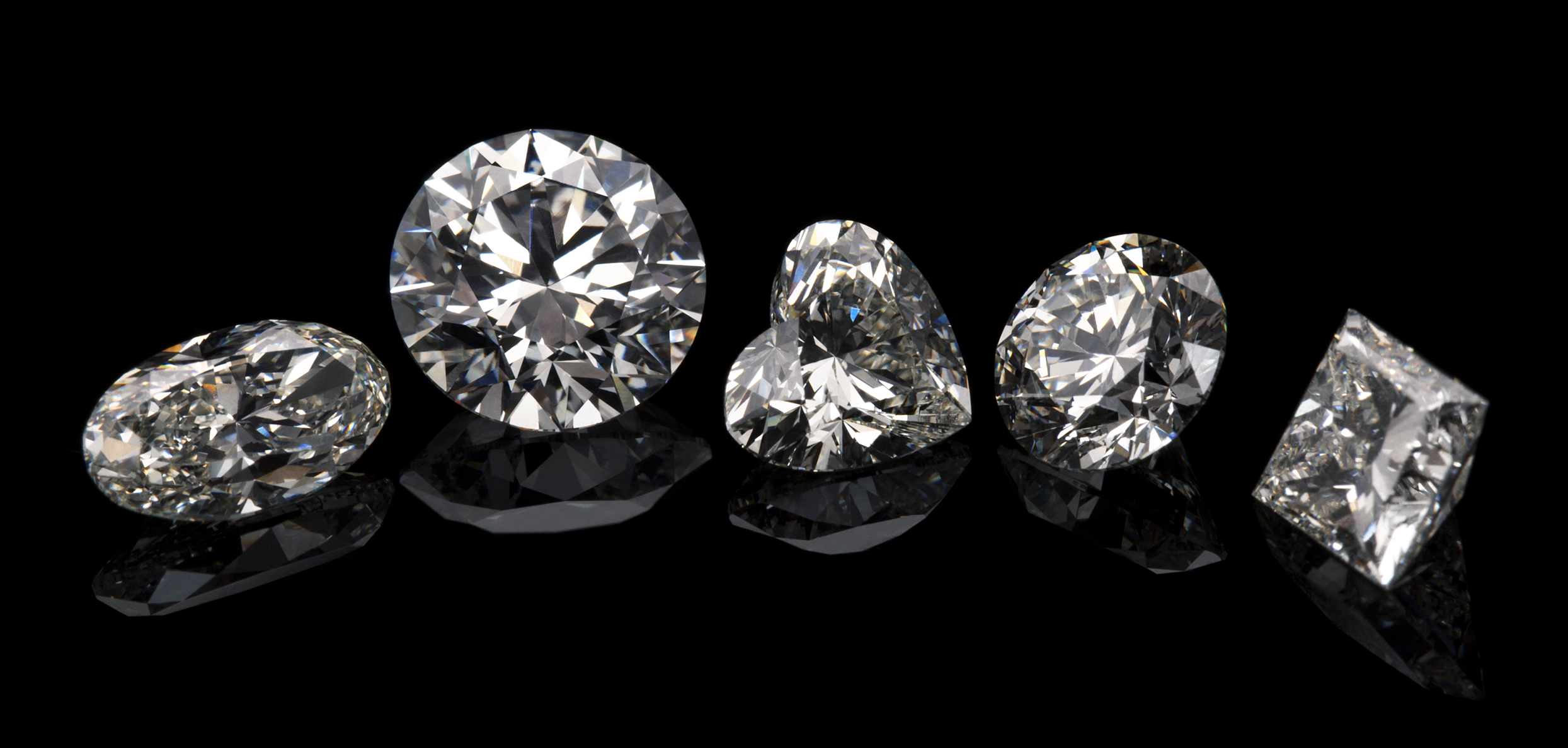 Diamond shapes of different cut