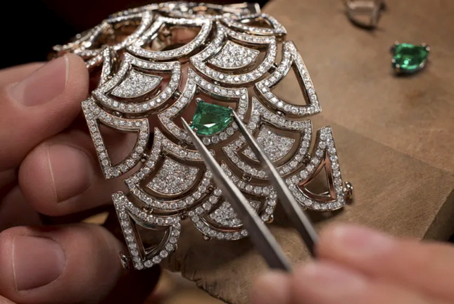 bulgari diamond tiara