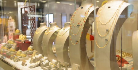 Jewelry shop in hong kong